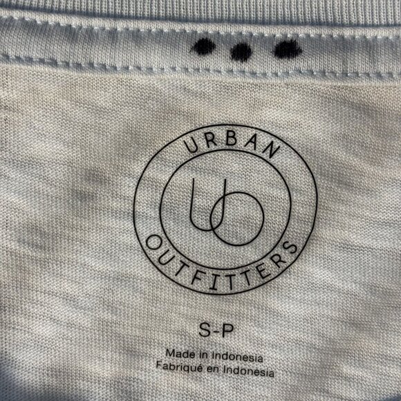Urban Outfitters Light Blue Short Sleeve Crewneck T-Shirt S-P Made In Indonesia - Picture 3 of 10